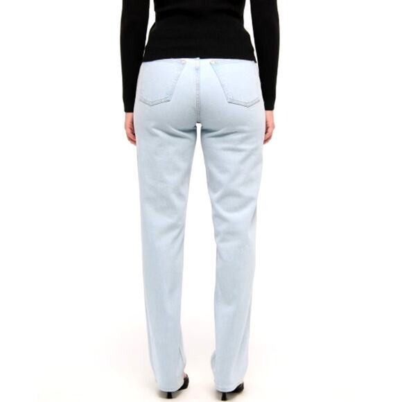 Abercrombie & Fitch Light Blue Curve Love Mid Rise 90s Straight Jeans Size 30 - Picture 2 of 12